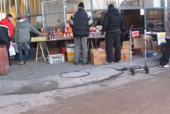 Vadásztak a törvénytelen petárdaárusokra a háromszéki rendőrök
