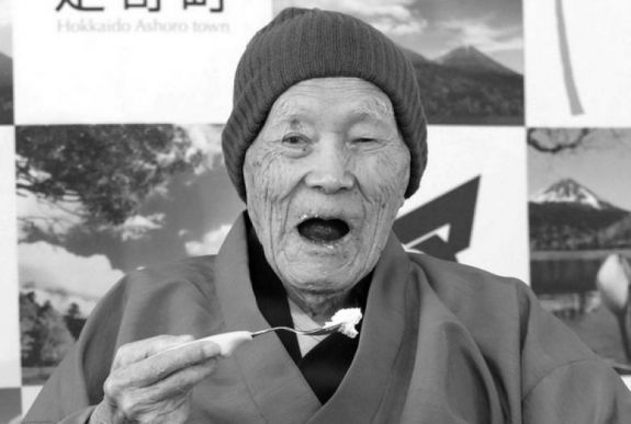 Meghalt 113 éves korában a világ legidősebb férfija