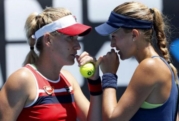 Australian Open: Babos Tímeáék elődöntősök