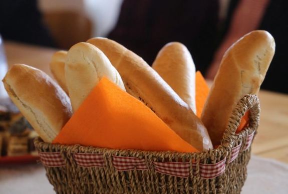 Minőségi kifliket kaphatnak az iskolások újabb három Hargita megyei településen