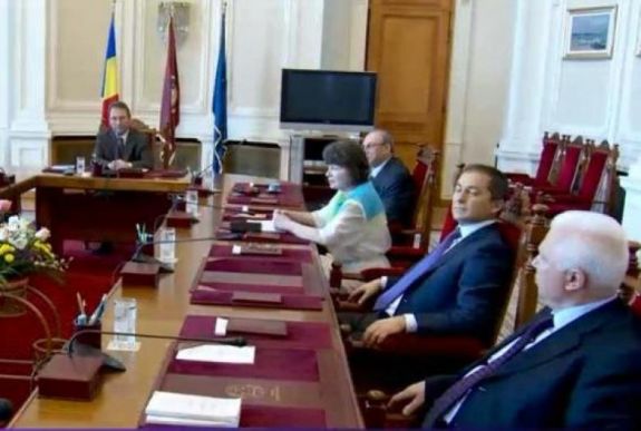 A SRI titkos megállapodásait érintő döntést hozott az alkotmánybíróság