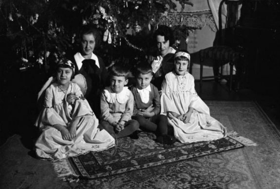 Egy polgár tekintete – két világháború közötti kolozsvári fotóhagyaték vált lapozhatóvá