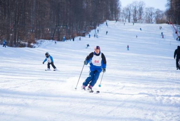 Rekordszámú síző fordult meg januárban Sugásfürdőn