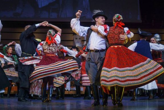 Néptáncművészeti szakot indít a kolozsvári Sapientia 