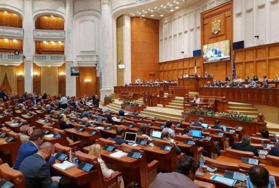 Ezért szavazta meg az RMDSZ a költségvetés tervezetét