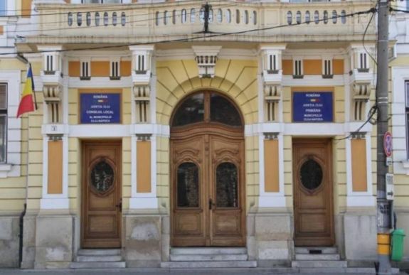 Számonkérte Emil Boc polgármestert a Musai-Muszáj az anyanyelv világnapján