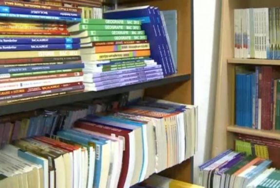 Elindult a jelentkezés a tankönyvterveket kiértékelő munkacsoportokba