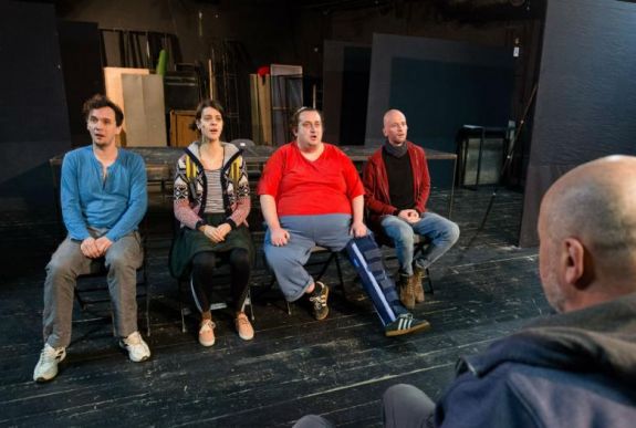 A kamaszok magányosságáról szóló előadást mutat be a Tamási Áron Színház