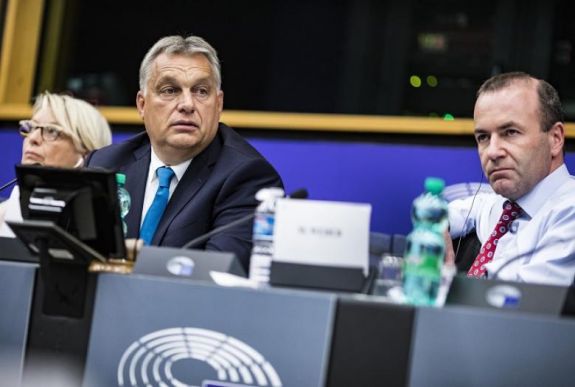 Megindítja a Néppárt a Fidesz elleni eljárást