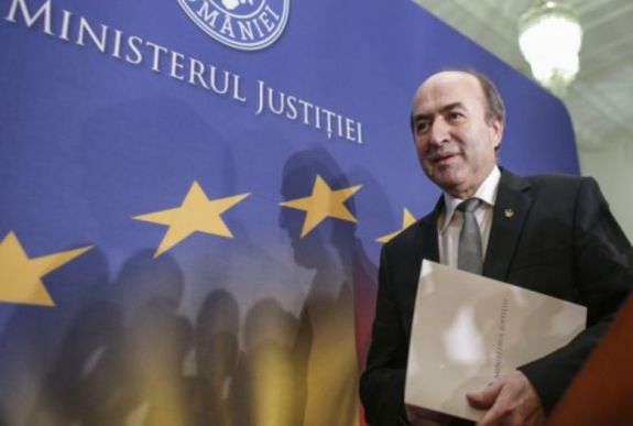 Toader: az EU-nak feddhetetlen főügyészre van szüksége