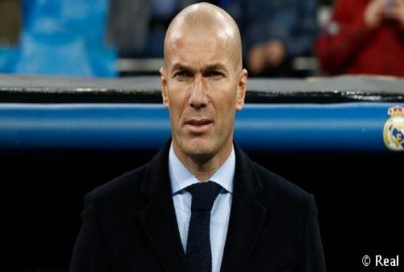 Zinedine Zidane visszatér a Real Madrid kispadjára