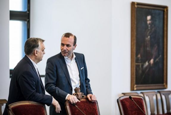 Manfred Weber konstruktívnak minősítette az Orbán Viktorral folytatott megbeszélését