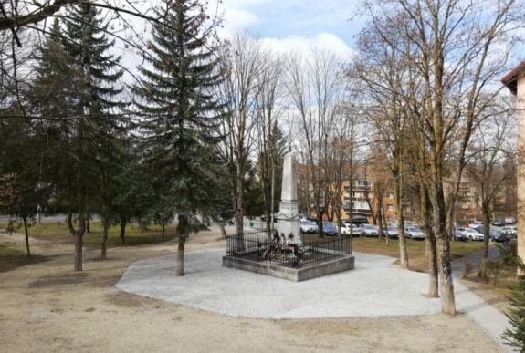 Szembesítettük a marosvásárhelyi városházát a székely szimbólumok eltüntetésével