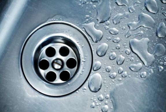 Öt dolog, amit ne öntsön a lefolyóba