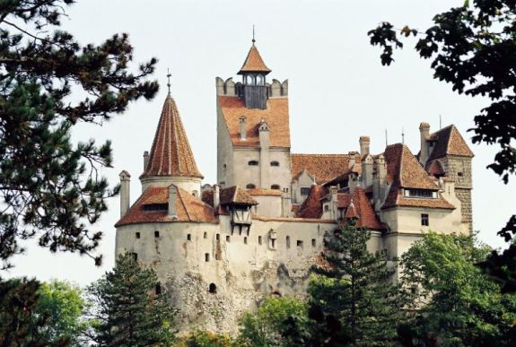 Drakula, a turistacsalogató: egymillióan látogatták meg tavaly a törcsvári várkastélyt