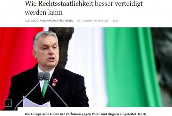 Manfred Weber független testületre bízná a jogállamiság tagállami érvényesülésének vizsgálatát