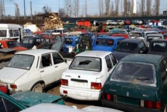 Ekkor hirdetik meg a tervek szerint a roncsautó-programot