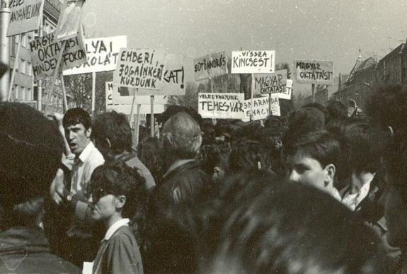 Marosvásárhely nyílt sebei a fekete március évfordulóján – első rész