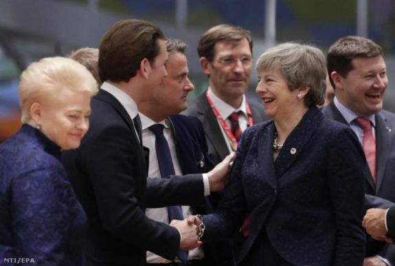 Az EU május 22-ig adna haladékot a Brexit határidejére