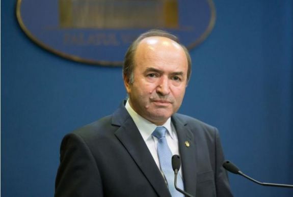 Liviu Dragneának is kedvez: elkészült a perújítási rendelet tervezete