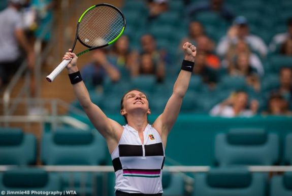 Nehezen jutott Miamiban nyolcaddöntőbe Simona Halep 
