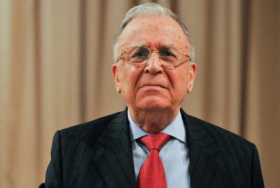 FRISSÍTVE: Szívműtéten esett át Ion Iliescu