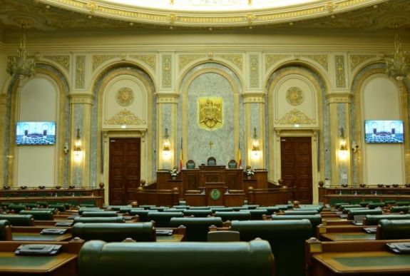 Ismét elhalasztották az igazságügyi miniszter elleni indítvány szenátusi vitáját