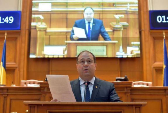 Bíróságon támadják meg a katolikus gimnázium megalapítását Marius Pașcanék  