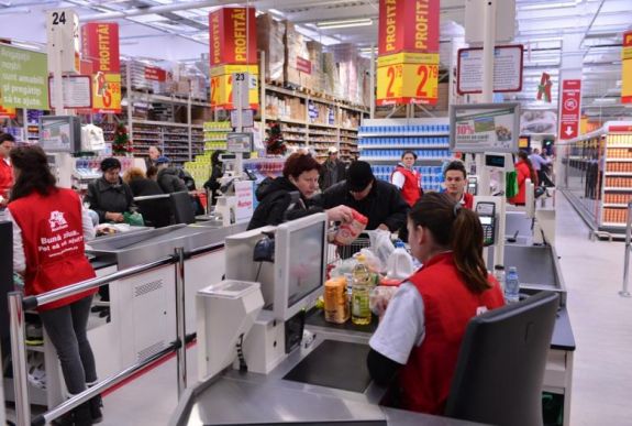 Ezért van szükségünk a multikra: hozzáadott értékben is lepipálják a hazai tőkét