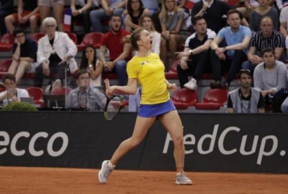 FRISSÍTVE – Fed-kupa-elődöntő: drámai küzdelemben kaptak ki Halepék a franciáktól