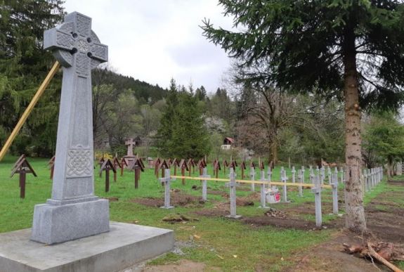 FRISSÍTVE – Úzvölgyi temetőfoglalás: az átalakítások törvényességét bizonygatja Dormánfalva önkormányzata