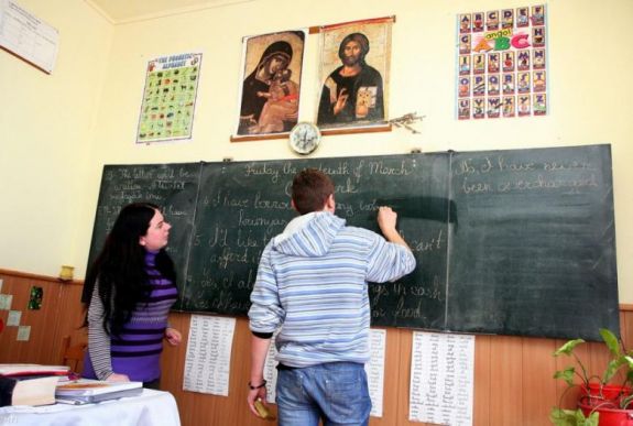 Panaszt emeltek az EBESZ-nél a nyelvtörvény miatt az ukrajnai románok