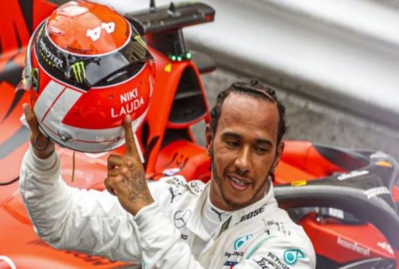 Monacói Nagydíj: Hamilton győzött és növelte előnyét az összetettben