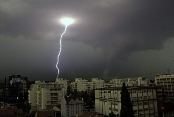 Újra viharosra fordul az időjárás Erdélyben