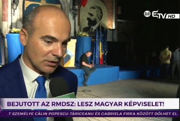 Rareș Bogdan magyarul az ETV-ben: „Kezicsókolom, szurkolok az RMDSZ-nek”