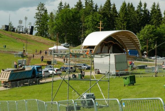 Célegyenesben a pápalátogatás előkészületei Csíksomlyón