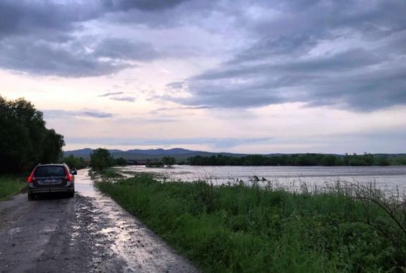 Hatalmas víztömeg zúdult Felcsík térségére