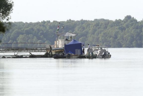 Hajószerencsétlenség a Dunán: újabb holttestet emeltek ki 60 kilométerrel délebbre