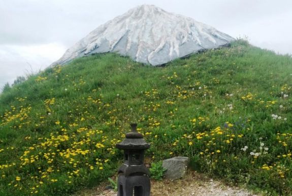 Wesselényi-kastély a Fudzsi lábánál: kínosak a zsibói botanikus kert magyar feliratai