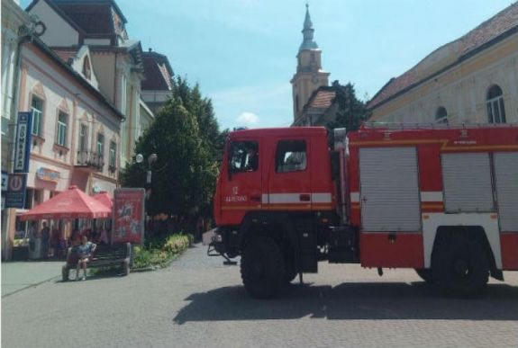 Bombariadó miatt evakuáltak Beregszászon három magyar intézményt