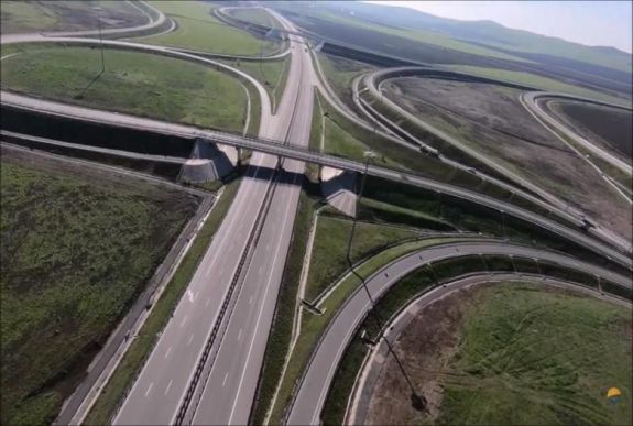 A kormányfő fenntartja: meneszti a közútkezelő igazgatóját, ha nem lesz meg a 100 km autópálya