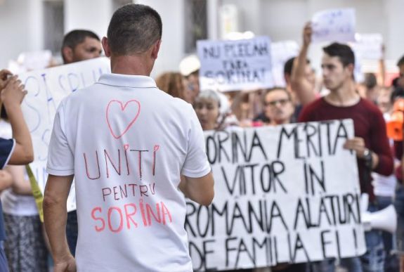 Szakértő: megkönnyíthetik, de nehezíthetik is egy gyermek örökbeadását a nevelőszülők