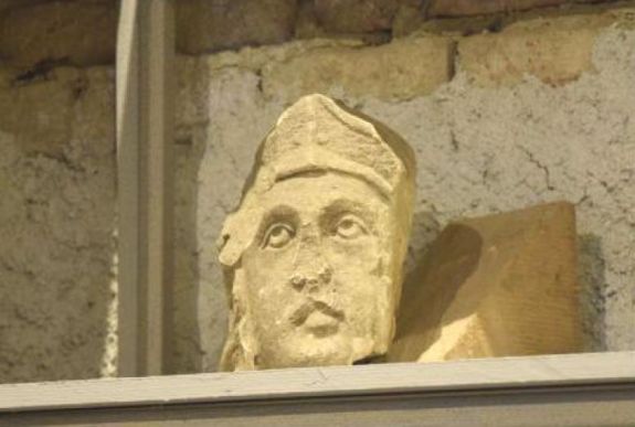 Elveszett és megkerült: visszatértek a bonchidai Bánffy-kastély egykori díszei