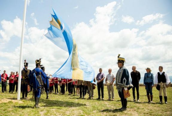 Felhúzták a lobogót az  Óriáspince-tetőn: elindult a 9. Székely Vágta