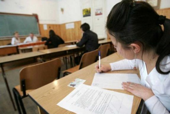 Hétfőn kezdődik az írásbeli érettségi