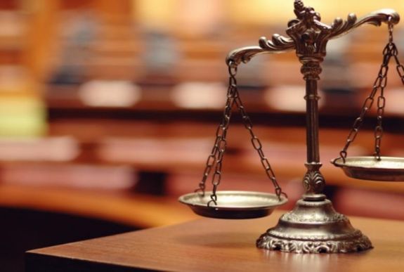 Csütörtökön tárgyalja az alkotmánybíróság a btk.-módosítások elleni óvásokat