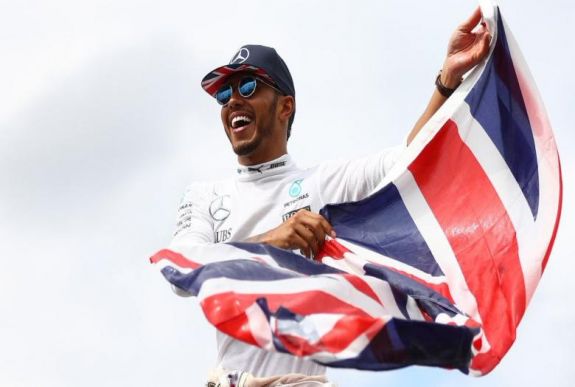 Brit Nagydíj - Hamilton hatodszor nyert Silverstone-ban
