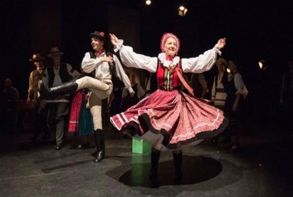 Két bemutató, több mint száz fellépés: évadot összegzett a Háromszék Táncegyüttes