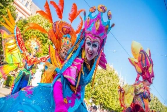 A debreceni Rio – virágkarnevál az alföldi fővárosban
