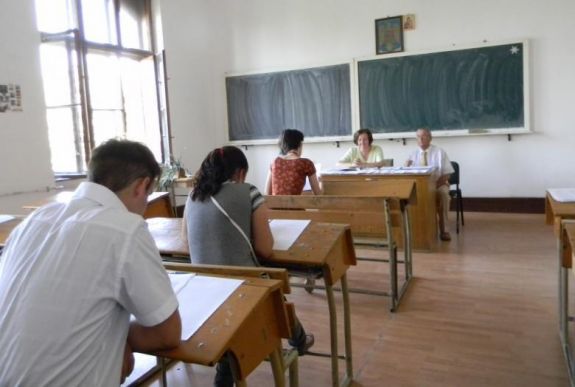 Péntektől iratkozhatnak a pótérettségire a sikeresen pótvizsgázó diákok